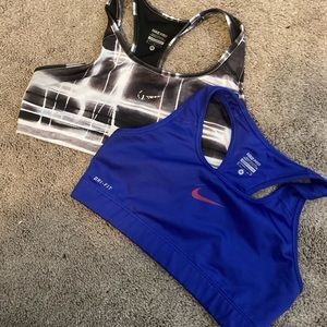 Nike sports bra bundle